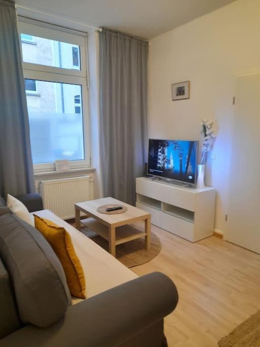 Zwei-Zimmer Wohnung In Wiesbadens Westend 外观 照片