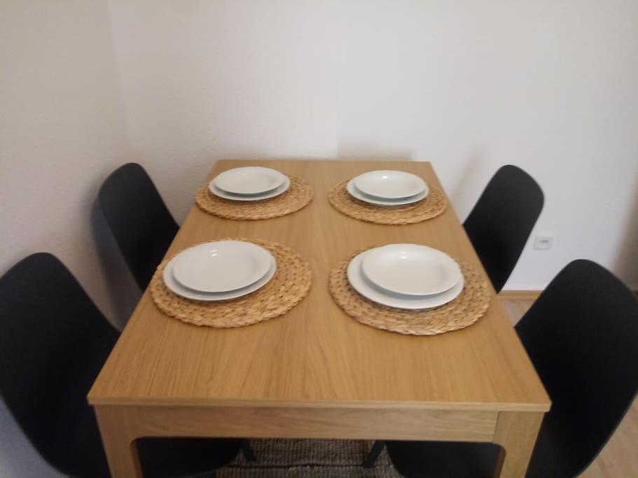 Zwei-Zimmer Wohnung In Wiesbadens Westend 外观 照片